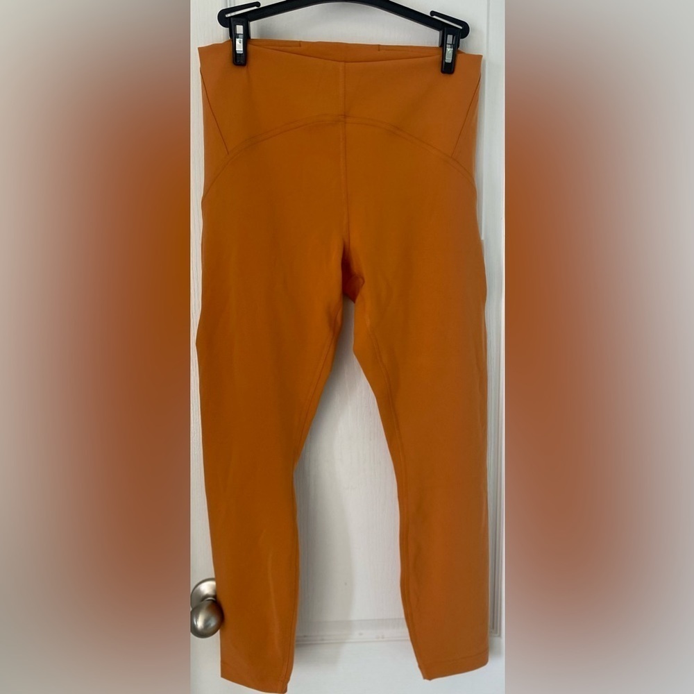 Lululemon Instill HR tight 25” size-10